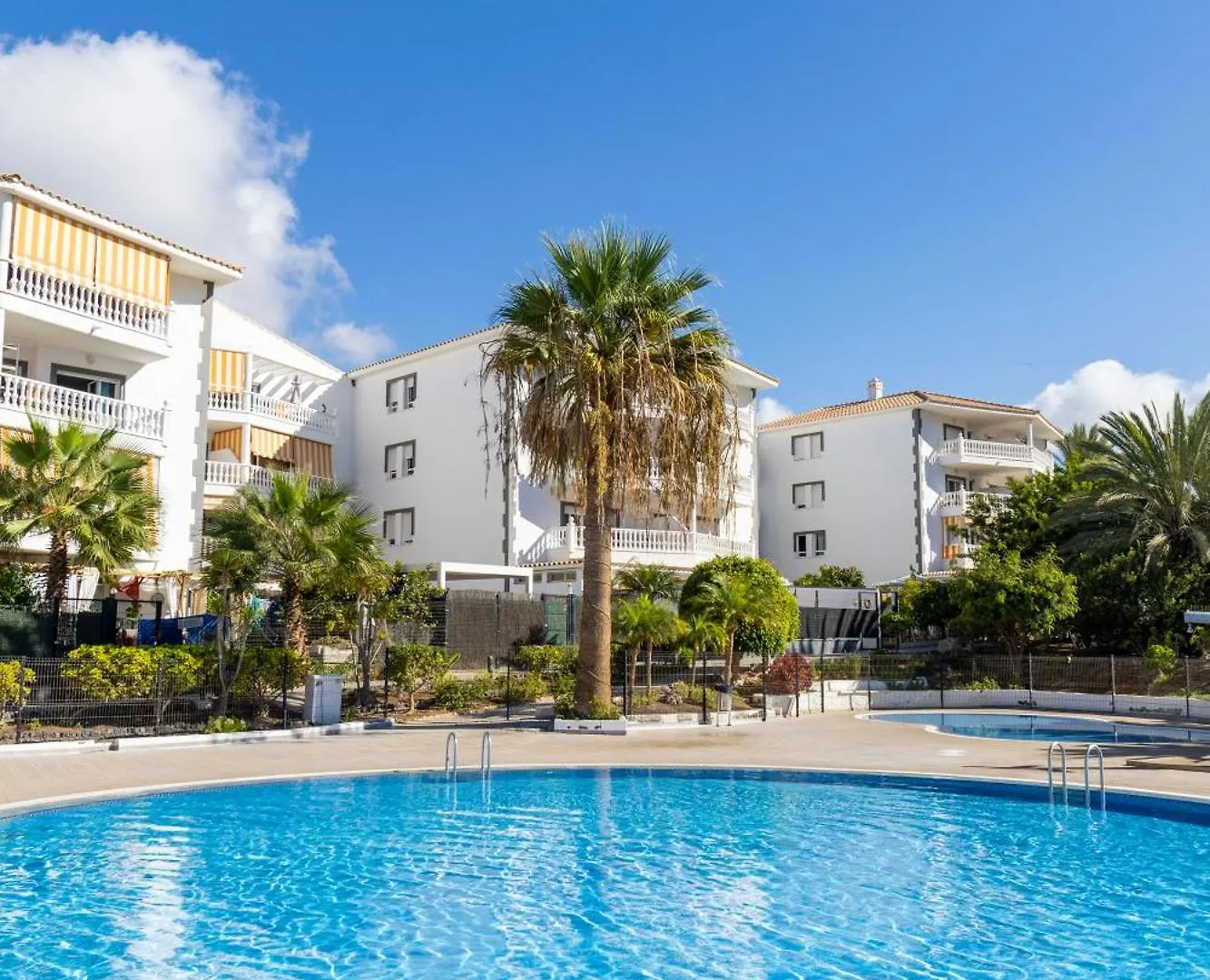 아파트 Vista Eden - Los Cristianos, Ocean View, Grill, Pool 아로나
